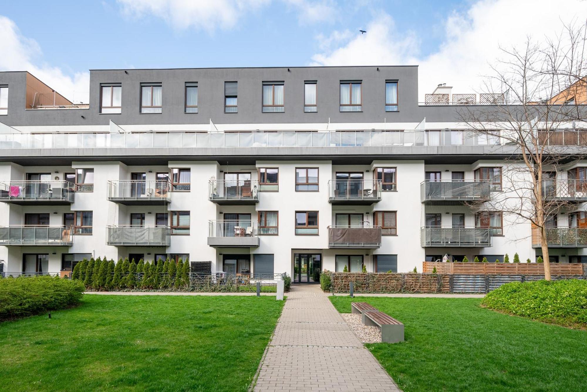Royal Wilanow Apartment With Garden Варшава Екстериор снимка
